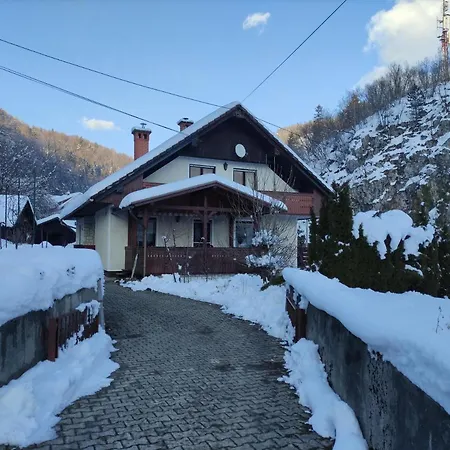 Alp House Penzion