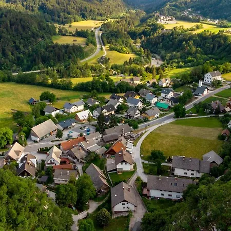 Alp House Affittacamere *